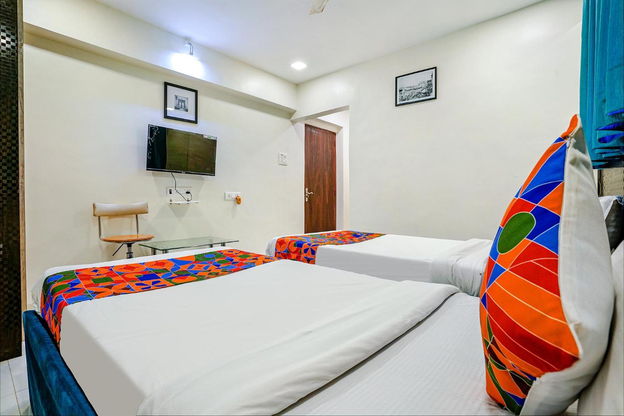 Hotel Bindra Elite Mumbai Exteriör bild